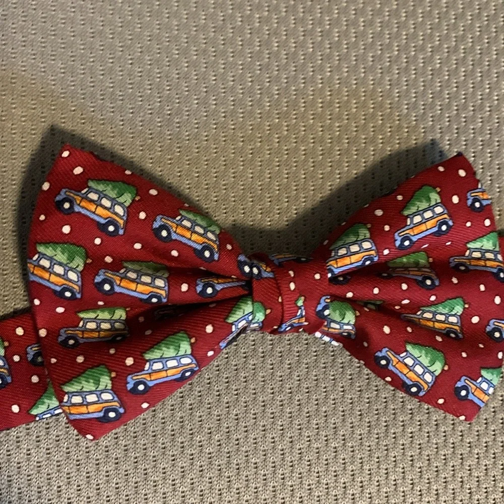 2kids Vineyard Vines Christmas bow ties